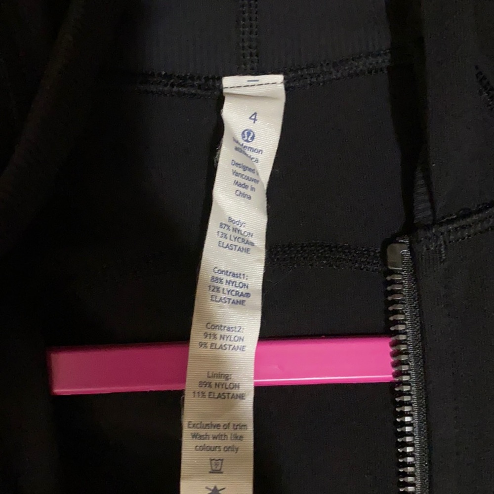 New Lululemon Athletica black zip up jacket with hood - Picture 3 of 6